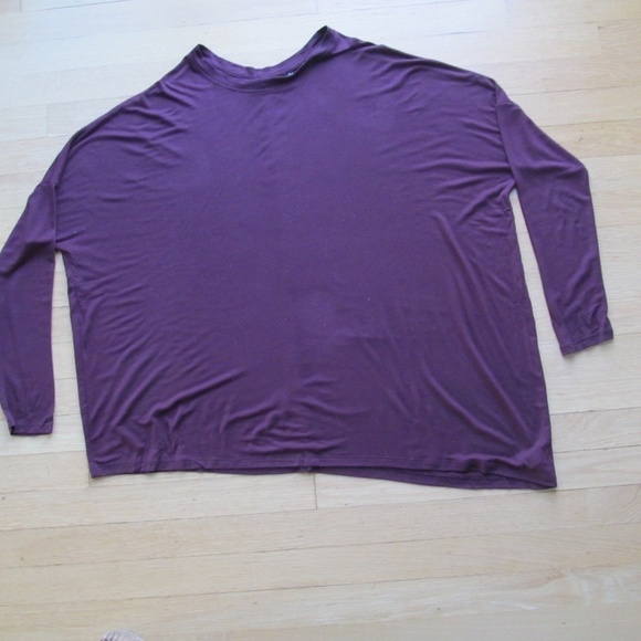 Athleta Two Athletic Workout Clothing Top & Crop Pants Women's Size 6 / M - Picture 2 of 12